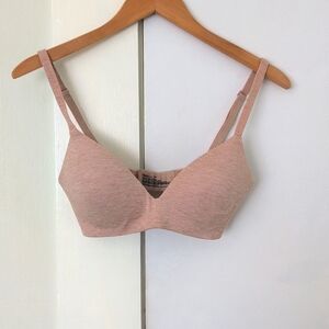 gap body breathe wireless bra